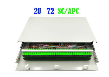 2U 72 Çekirdek Raf Rafı Fiber Bağlantı Paneli Kablo Sonlandırma 482mm X 240mm Elle Çekme Tipi