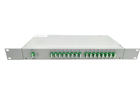1U Raf Montajı 1 × 32 SM Fiber Optik PLC Bölücü 19 İnç LC / APC Konektörü