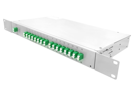 1U Raf Montajı 1 × 32 SM Fiber Optik PLC Bölücü 19 İnç LC / APC Konektörü